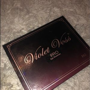 Violet Voss pro palette